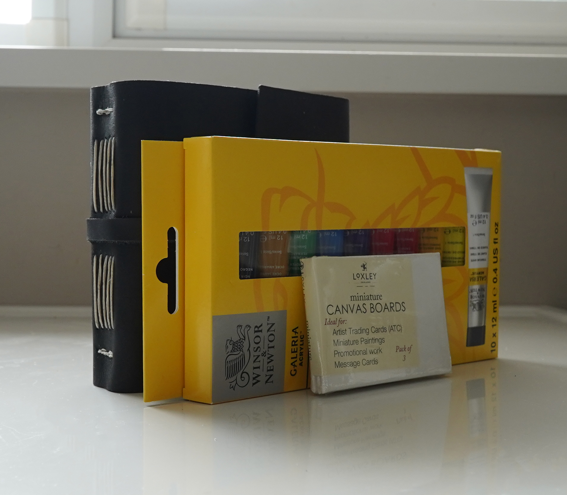 Sketchbook (Square Format), with Acrylic Set